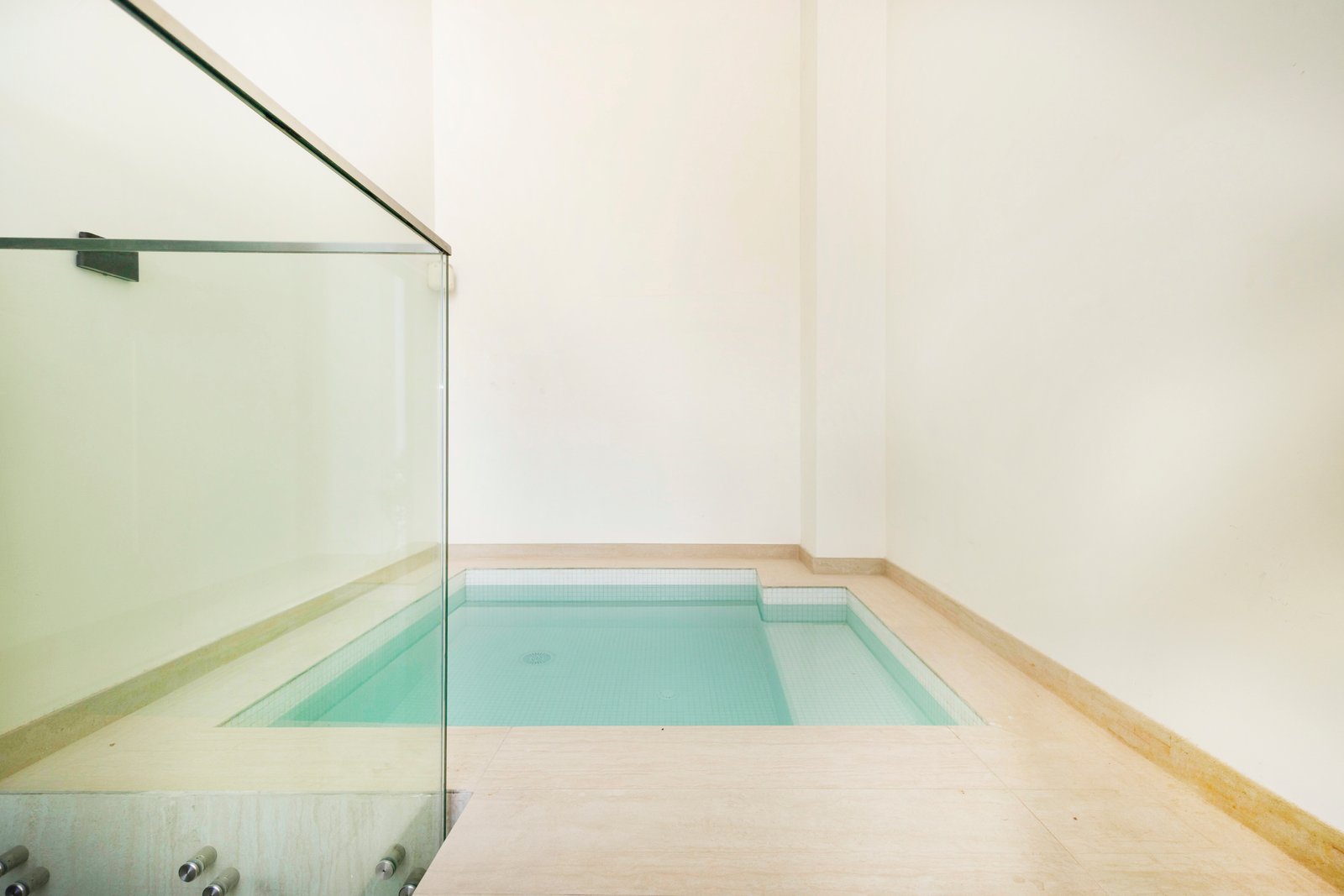 Elara Stays | Luxury 2BR APT w/ Private Pool, JVC full screen image